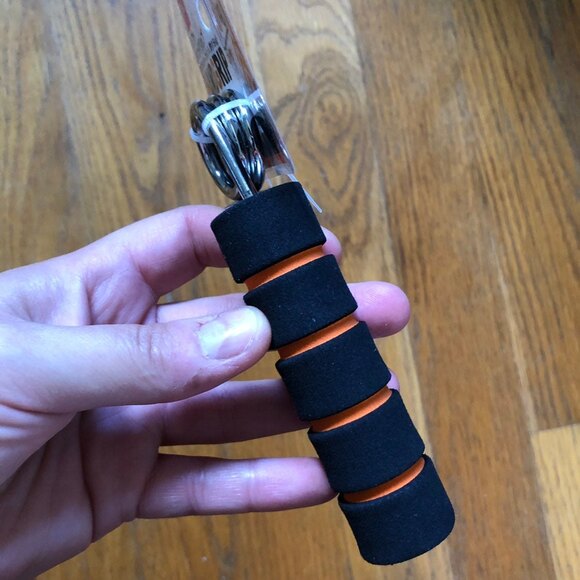 Hand Grip Trainer - Picture 4 of 4